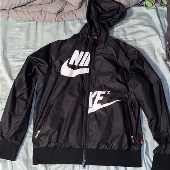 windbreaker suit nike